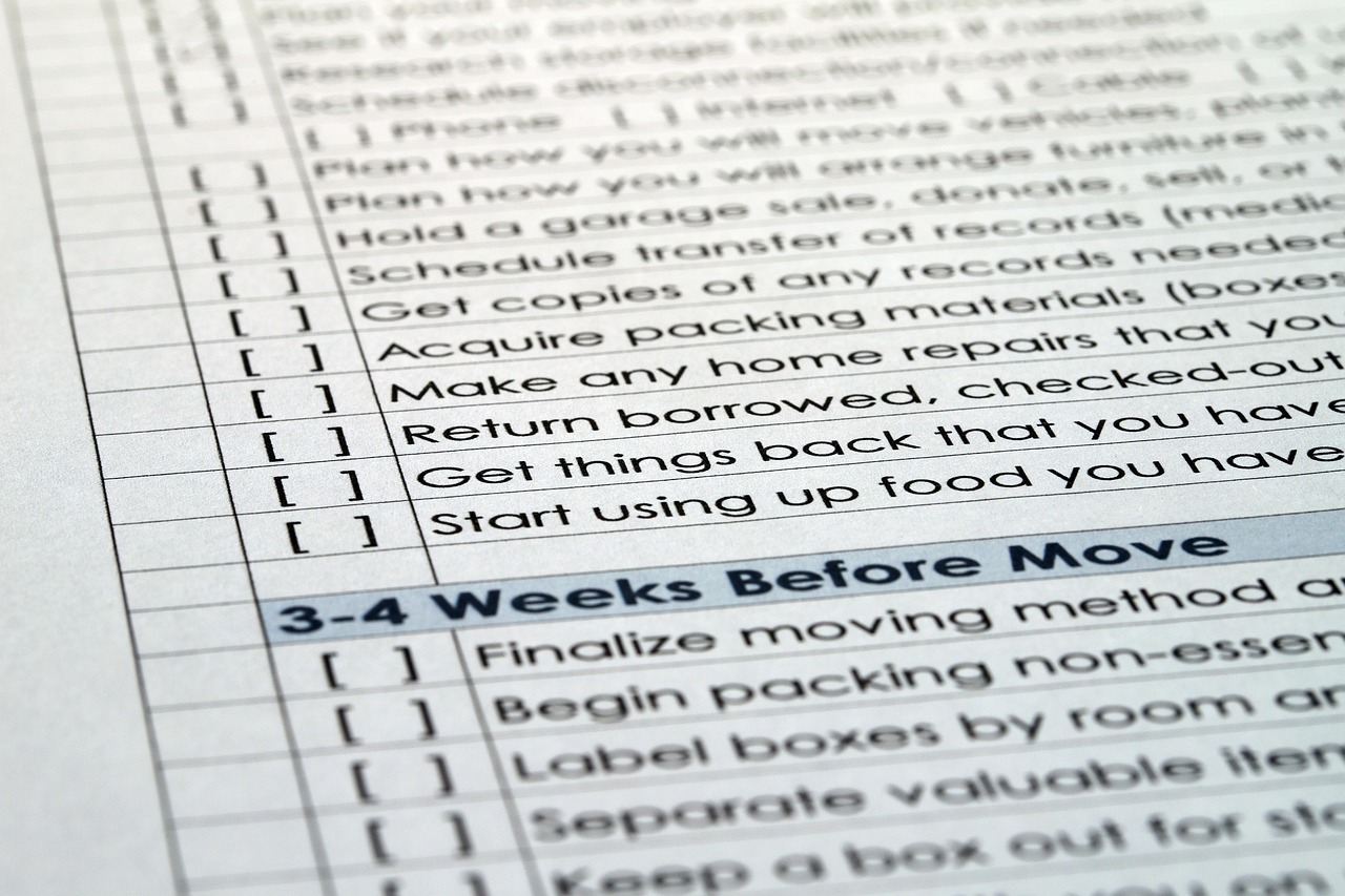 QQ实名账号：艺华珠宝平台代理